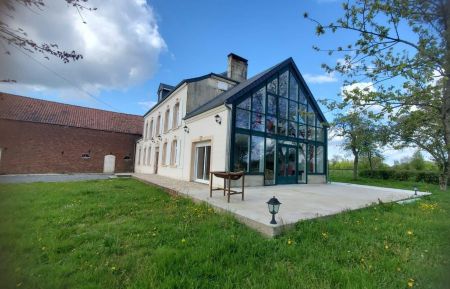 G&icirc;te n&deg;592511 Sains-du-Nord - Nord - photo