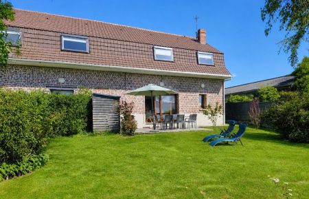 G&icirc;te n&deg;592594 Bailleul - Nord - photo