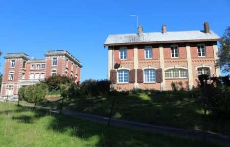 Château et gîte Gîte n°4070 Mecquignies - Nord - Château et gîte