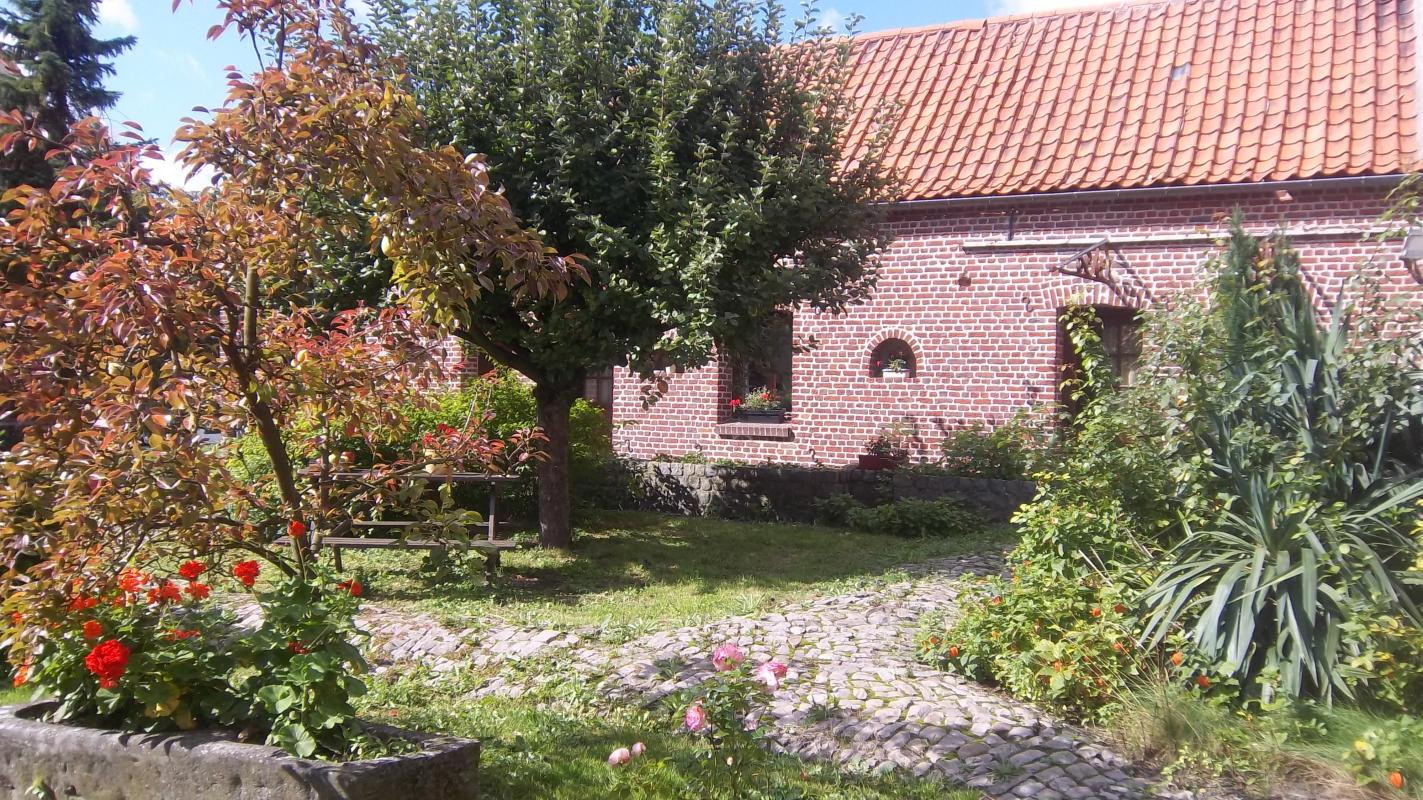 photo 0