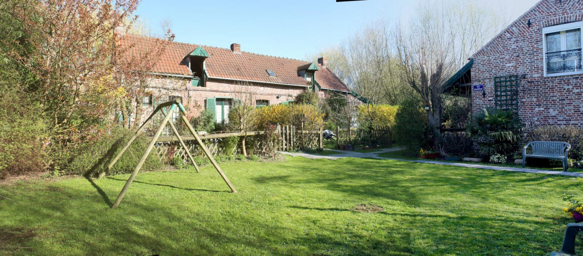 photo 0