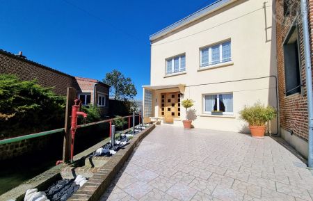 G&icirc;te n&deg;592342 Maresches - Nord - photo