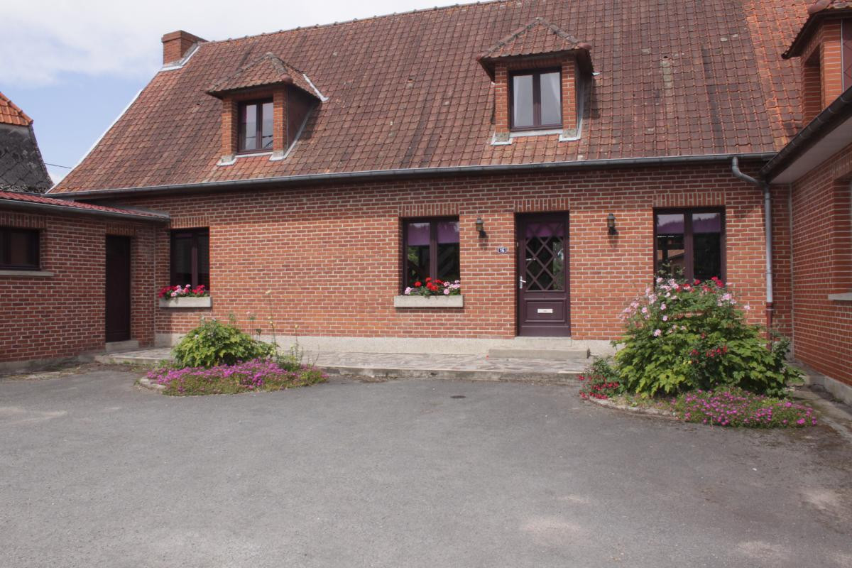 photo 0