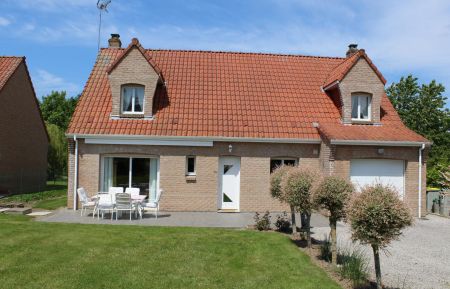 G&icirc;te n&deg;G621916 &Eacute;perlecques - Pas-de-Calais - Fa&ccedil;ade de la maison