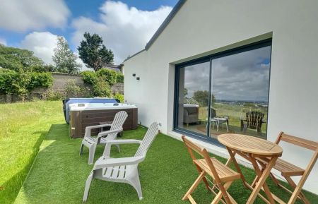 Terrasse privative avec spa Gîte n°G622452 Saint-Martin-Boulogne - Pas-de-Calais - Terrasse privative avec spa