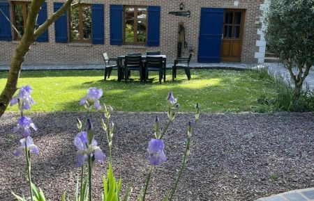 Jardin avec salon de jardin Gîte n°G622620 Auchy-au-Bois - Pas-de-Calais - Jardin avec salon de jardin