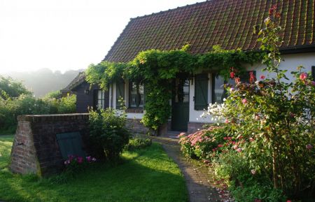G&icirc;te n&deg;G12902 Clerques - Pas-de-Calais - Vue g&eacute;n&eacute;rale du g&icirc;te
