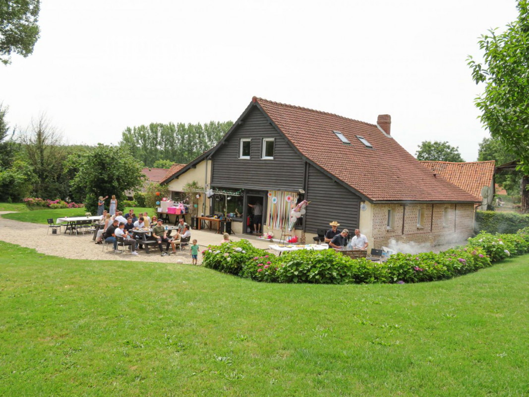 photo 0