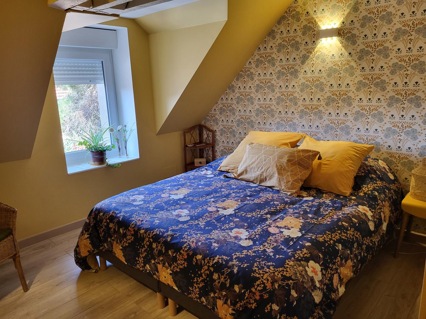 Chambre jaune photo 16