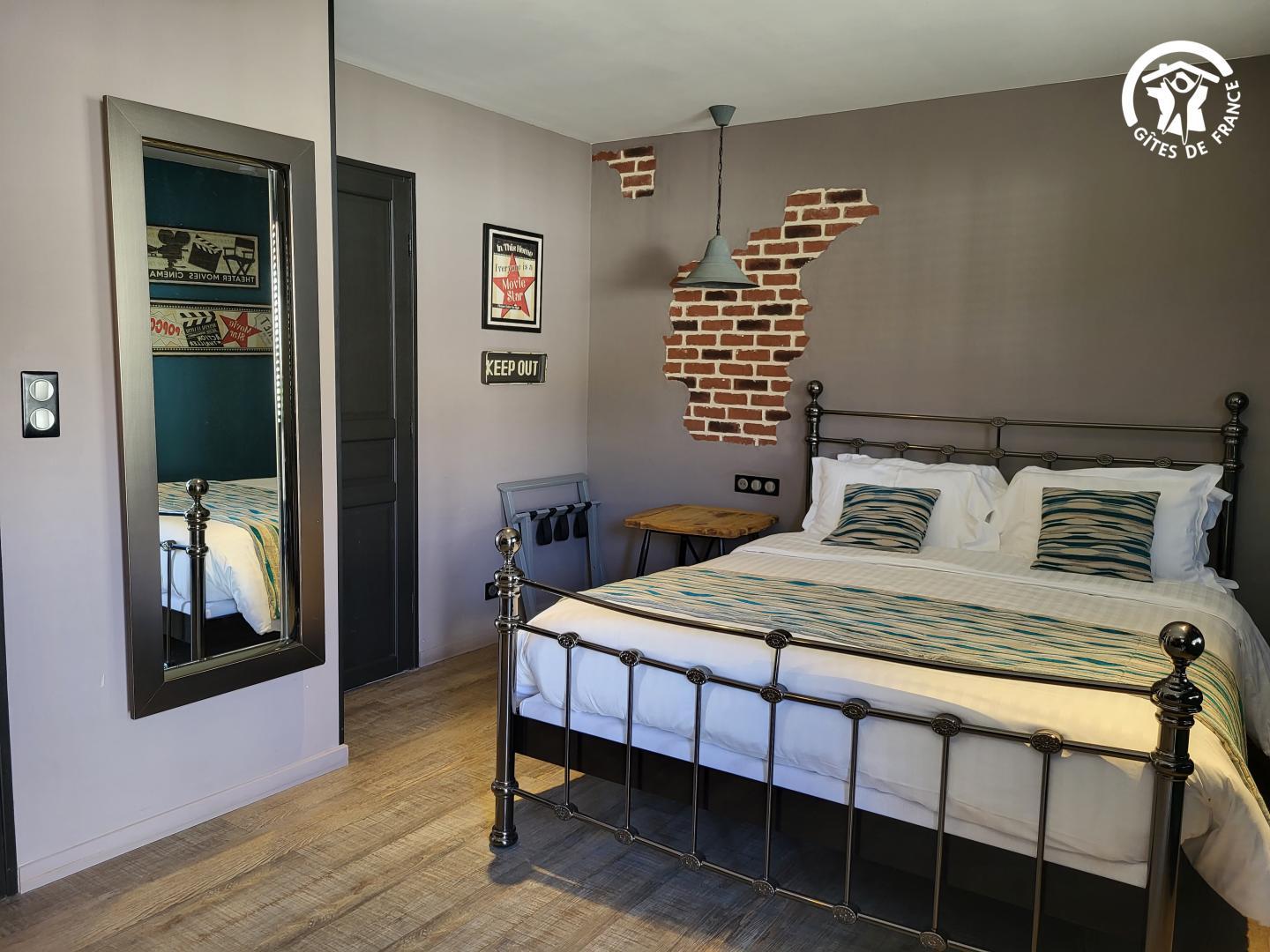 Chambre Charlie avec lit de 2 personnes de 160x200 photo 48