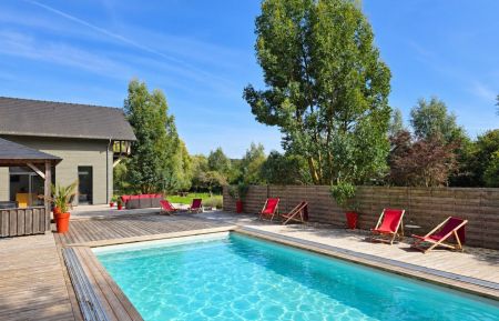 Jardin avec piscine privative chauffée Gîte n°G622685 Recques-sur-Hem - Pas-de-Calais - Jardin avec piscine privative chauffée