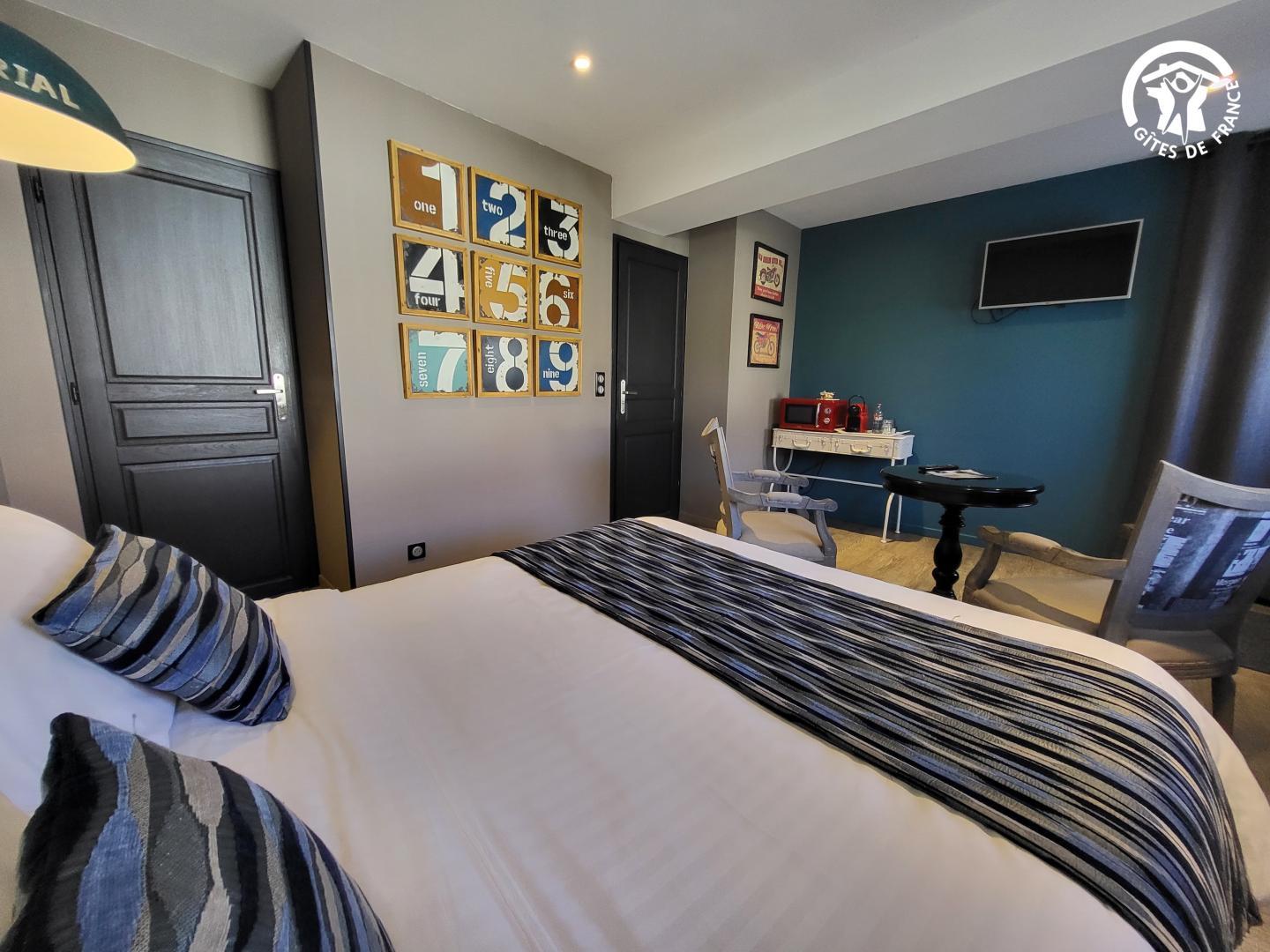 Chambre Eline avec lit de 2 personnes de 160x200 photo 29