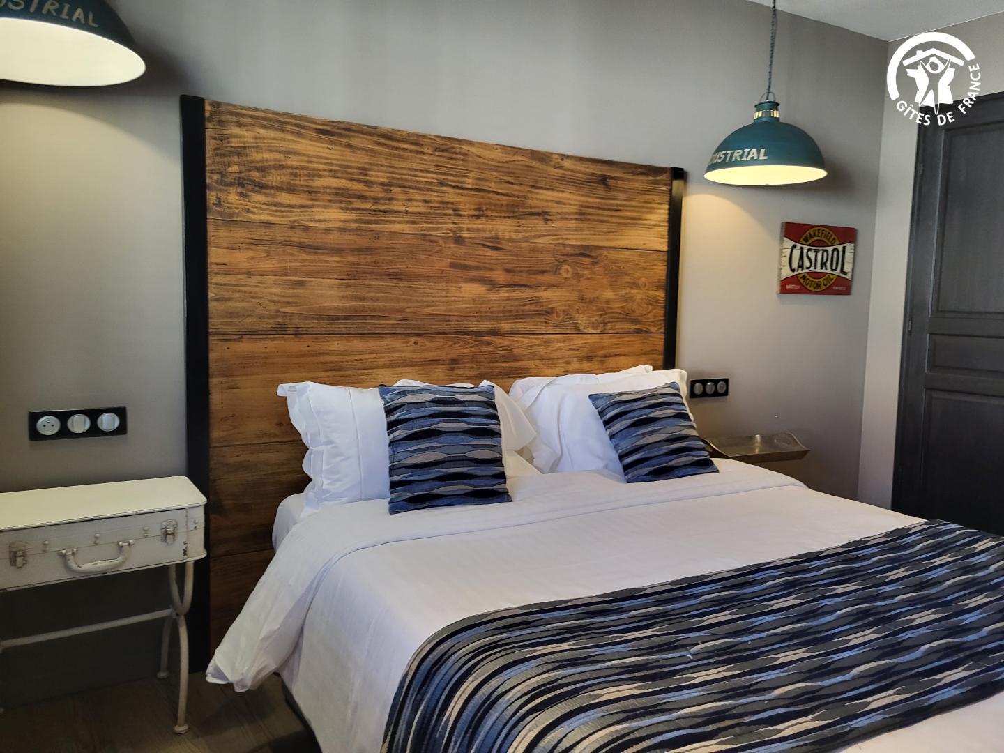 Chambre Eline avec lit de 2 personnes de 160x200 photo 11