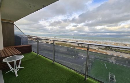 City Break n&deg;G622235 Calais - Pas-de-Calais - Balcon