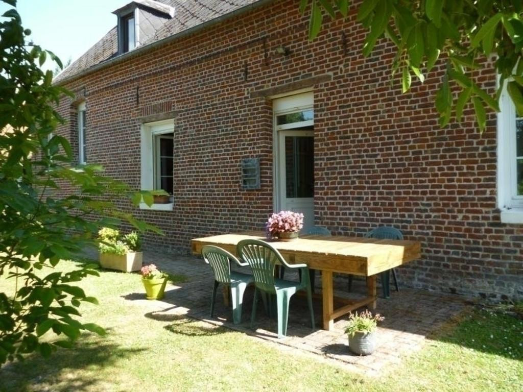 photo 0