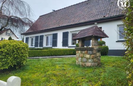 G&icirc;te n&deg;G622623 Fressin - Pas-de-Calais - Fa&ccedil;ade. Parking 2 voitures