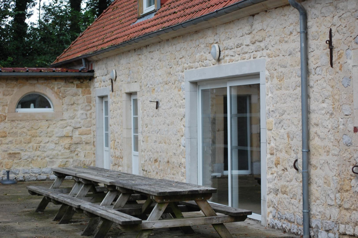 photo 0